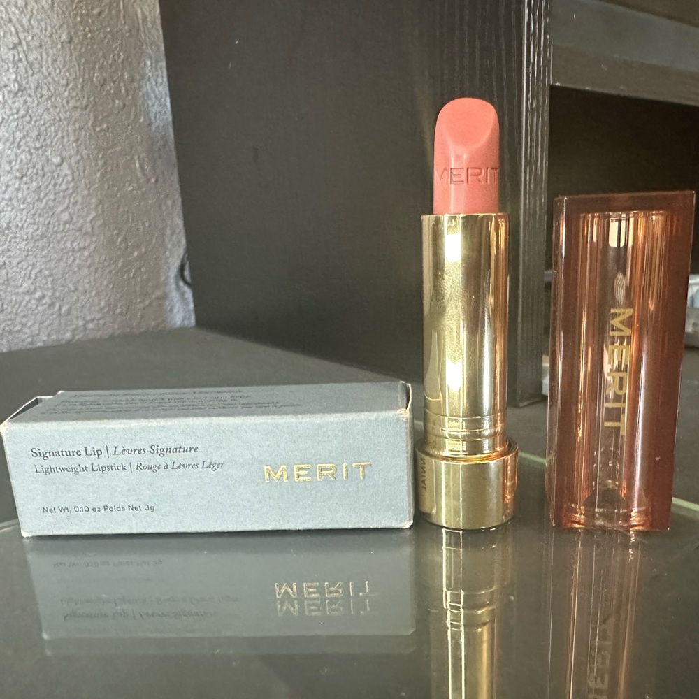 Merit signature lipstick